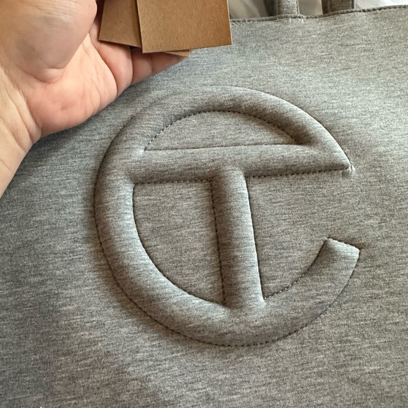 Ugg X Telfar Heather Grey Medium Fleece Shopper - Picture 4 of 9